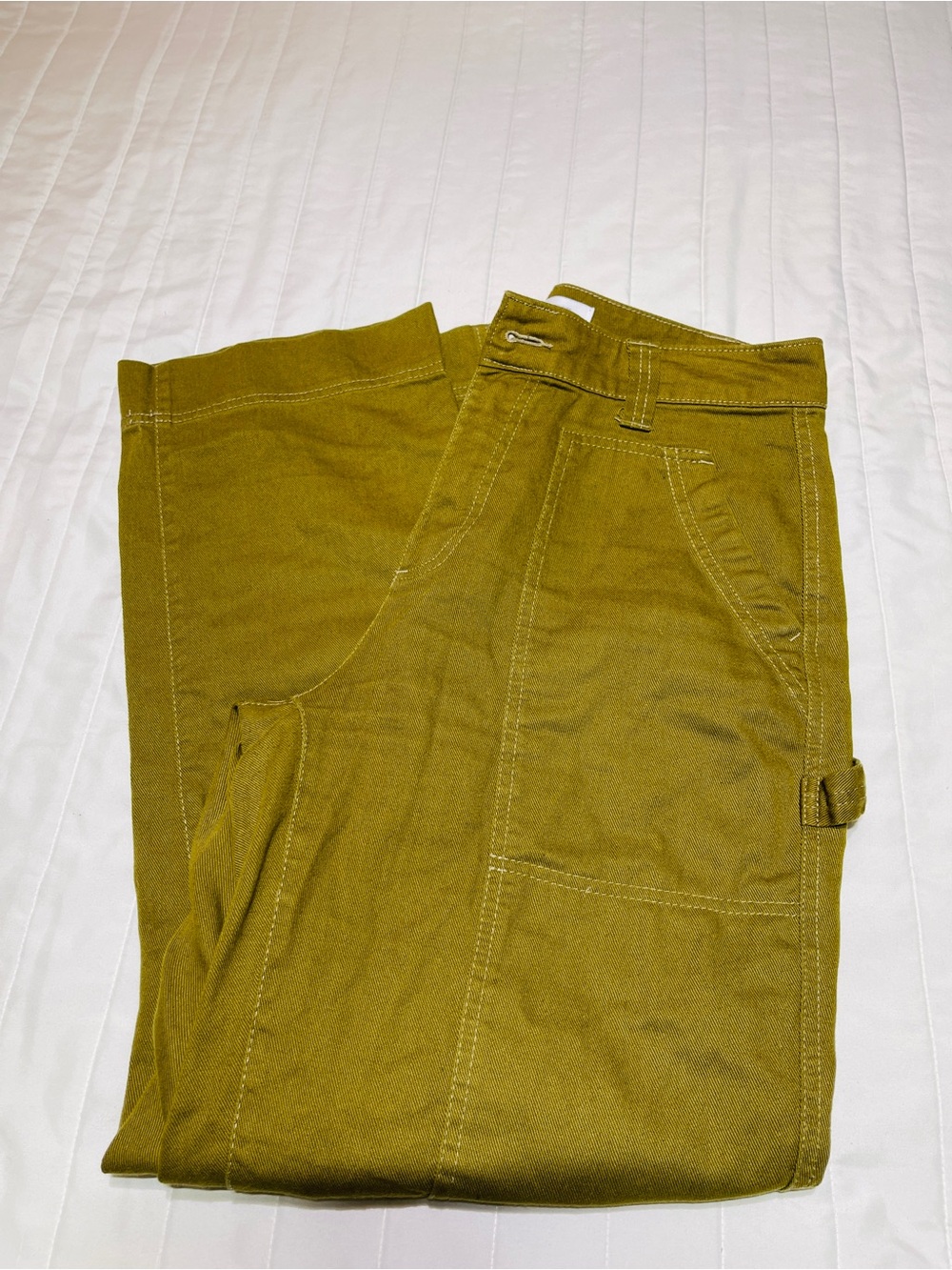 Old Navy Women's Cargo Jeans in Olive Green